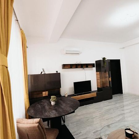 Luxury Cozy Apartments - City Center Szucsáva Kültér fotó