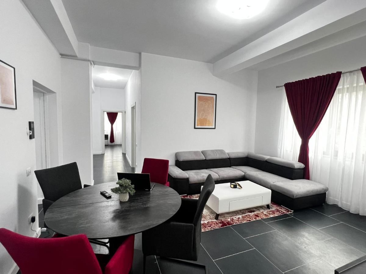 Luxury Cozy Apartments - City Center Szucsáva Kültér fotó