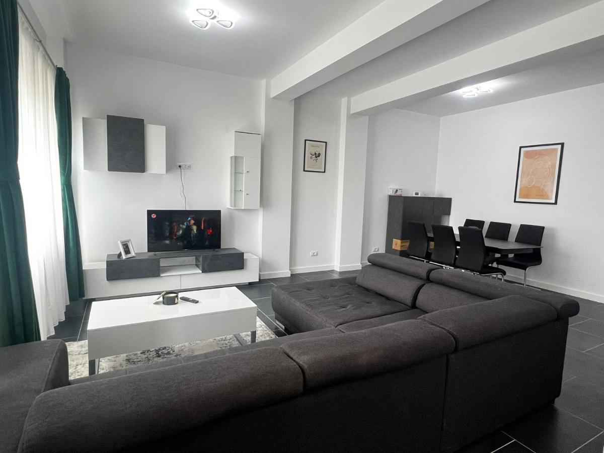 Luxury Cozy Apartments - City Center Szucsáva Kültér fotó