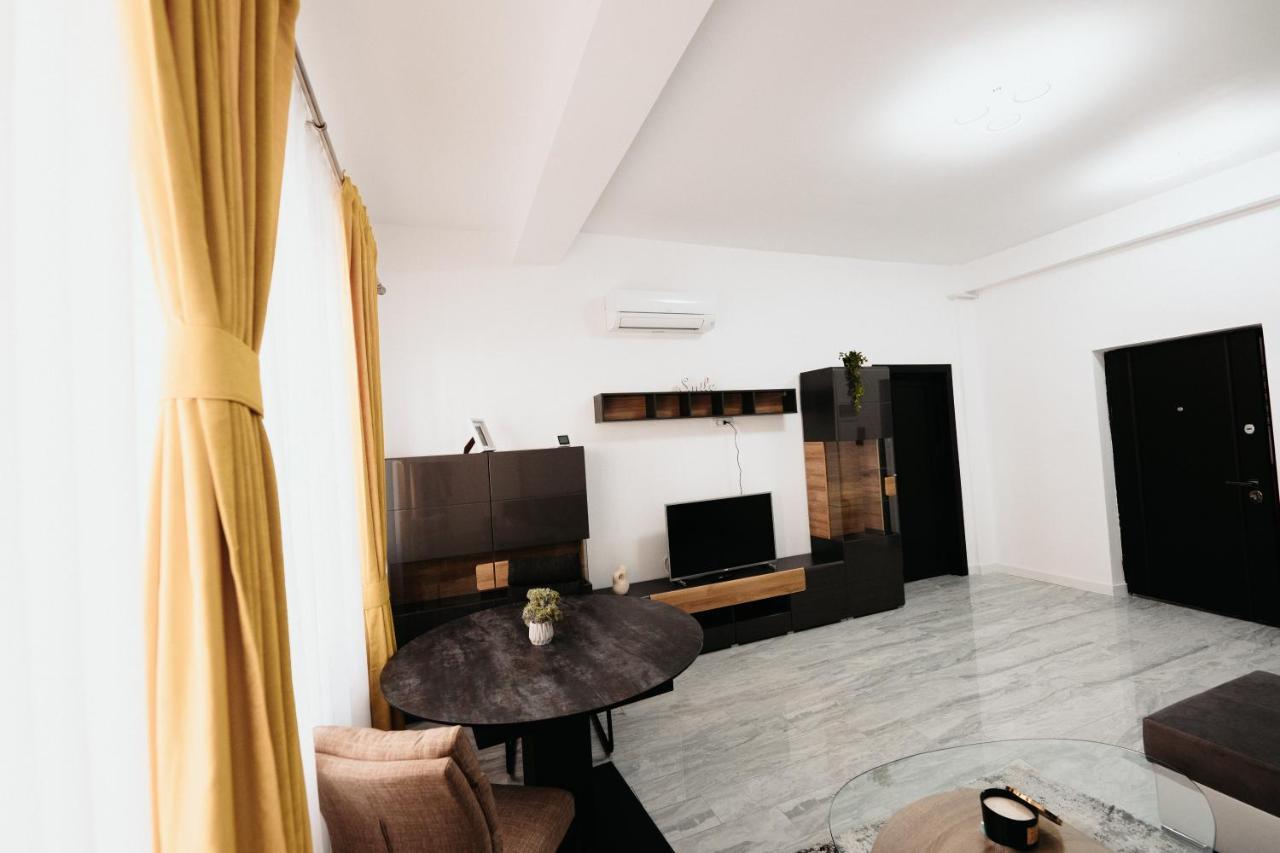 Luxury Cozy Apartments - City Center Szucsáva Kültér fotó
