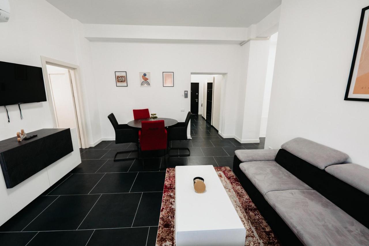 Luxury Cozy Apartments - City Center Szucsáva Kültér fotó
