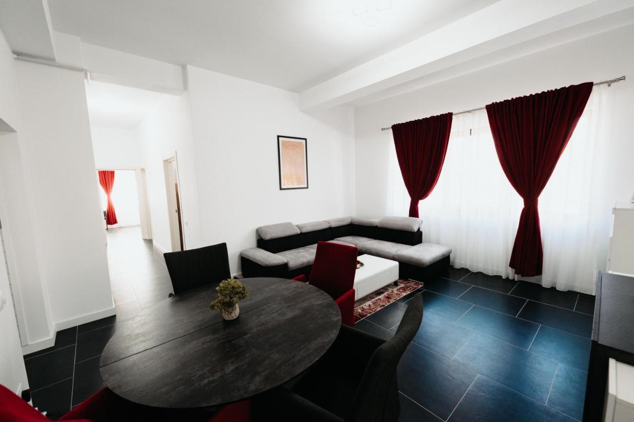 Luxury Cozy Apartments - City Center Szucsáva Kültér fotó