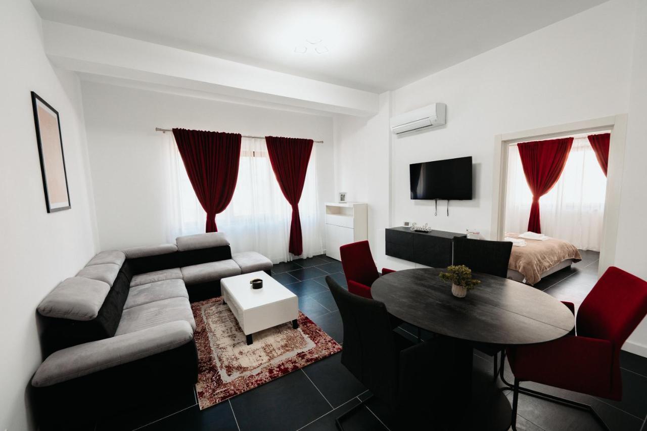 Luxury Cozy Apartments - City Center Szucsáva Kültér fotó