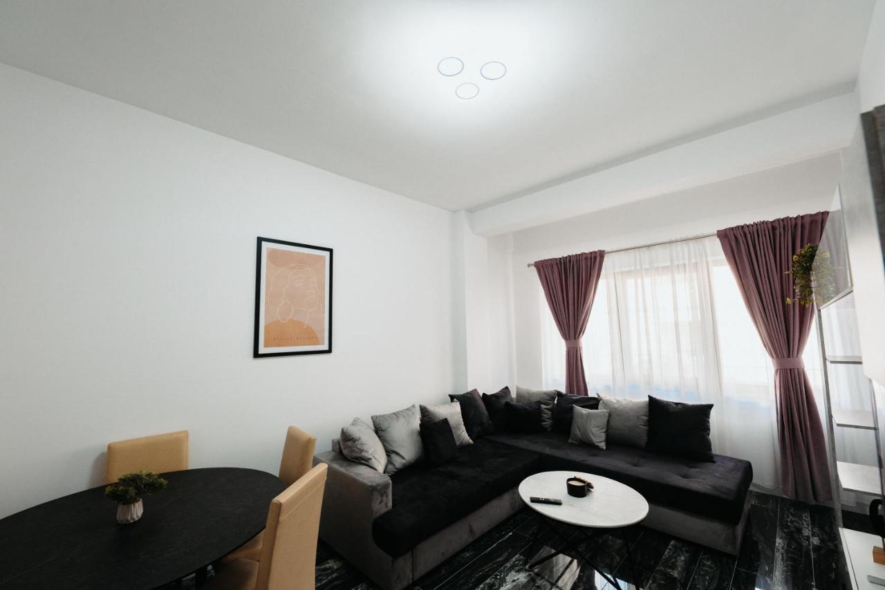 Luxury Cozy Apartments - City Center Szucsáva Kültér fotó