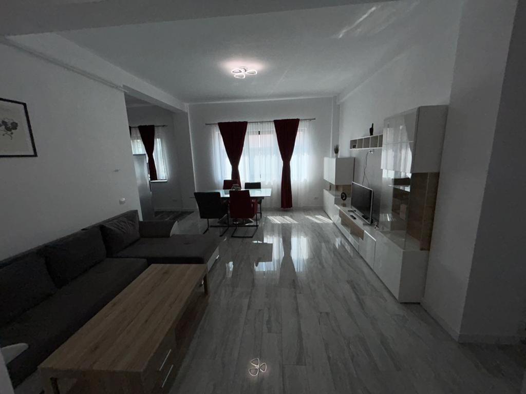 Luxury Cozy Apartments - City Center Szucsáva Kültér fotó